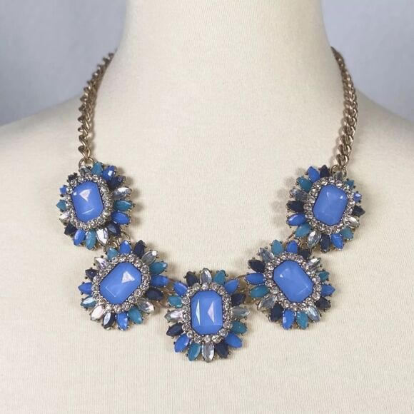 Susan GraverStatement Necklace Blue Rhinestone Flower Chunky Bold 18"+2" NWOT - Picture 7 of 8
